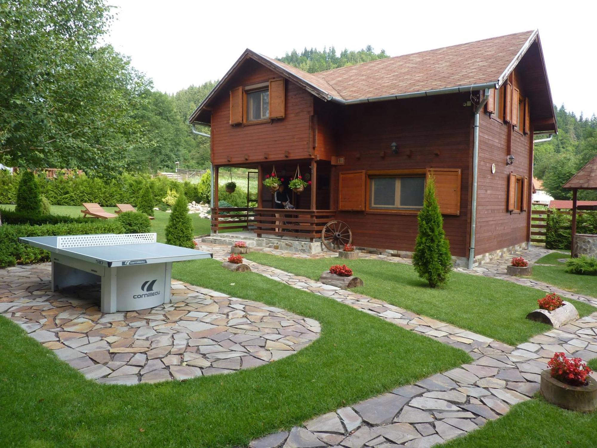 Vila Nagy Lak Sub Cetate Exteriér fotografie