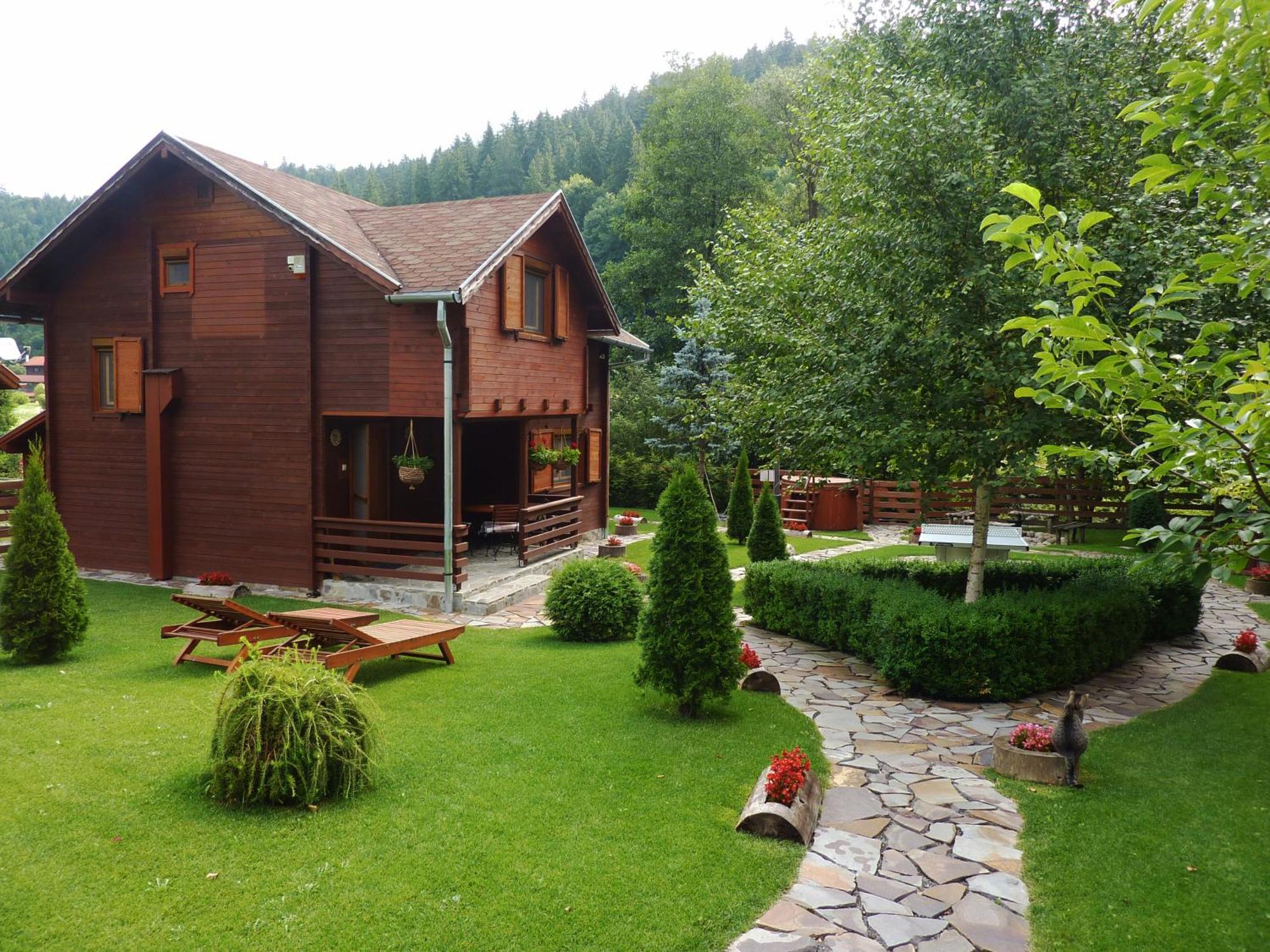 Vila Nagy Lak Sub Cetate Exteriér fotografie